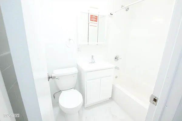 Rented by Corcoran | media 10