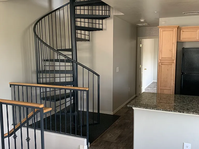 4328 E Jasper Dr — Photo 9