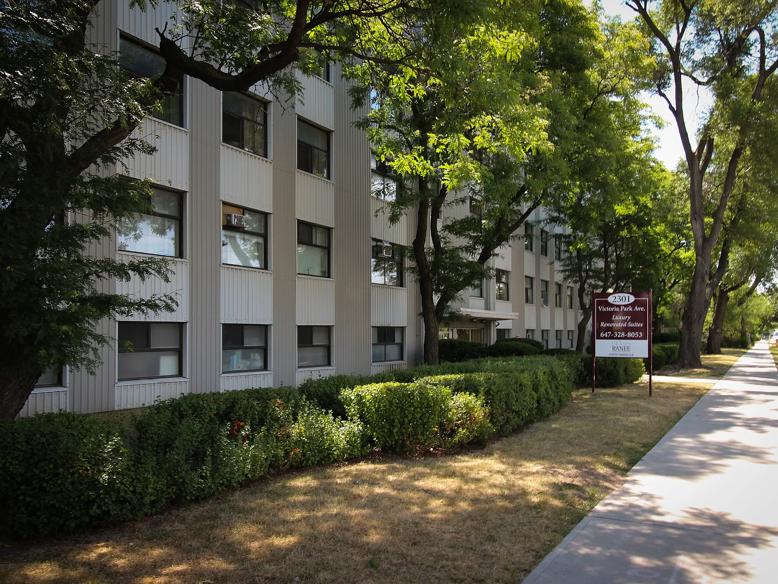 2301 Victoria Park Ave — Photo 2