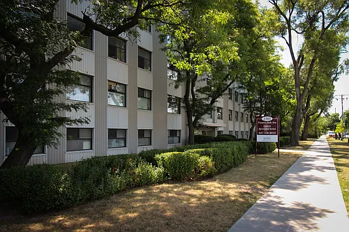 2301 Victoria Park Ave Photo 1