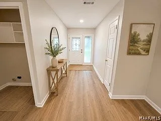 338 Daffodil Dr — Photo 2