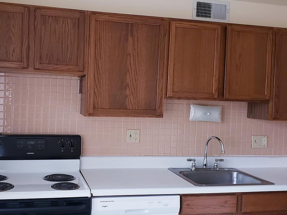 1st image of 26 Floweridge Ln #A
