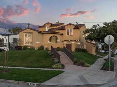 2319 Hillside Dr, Burlingame, CA, 94010
