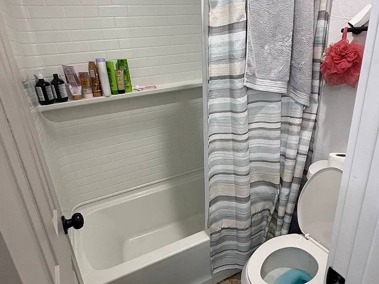 1618 Windmill Ln — Photo 13