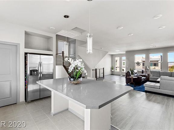 5th image of 8055 Carpenter Creek Ave