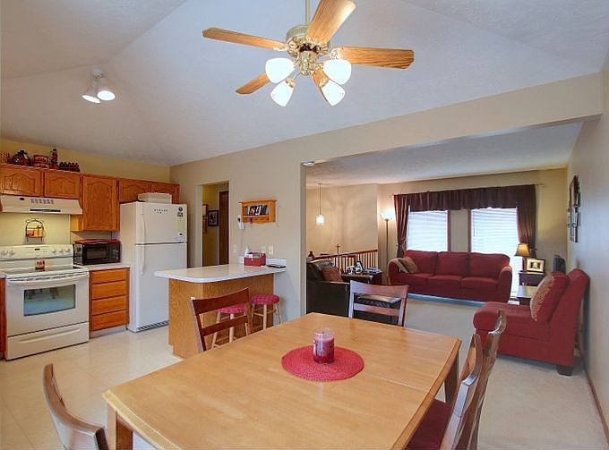 1st image of 2108 Marilyn Dr
