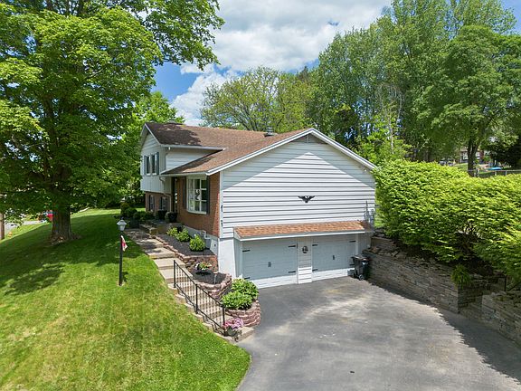2nd image of 65 Frederick Dr