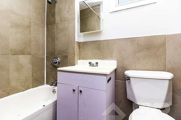 Rented by EXR | media 15