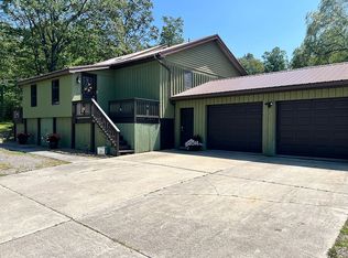 216 Sturtz Rd, Stoystown, PA 15563