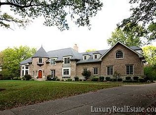 9 Devondale Ln, Saint Louis, MO 63131