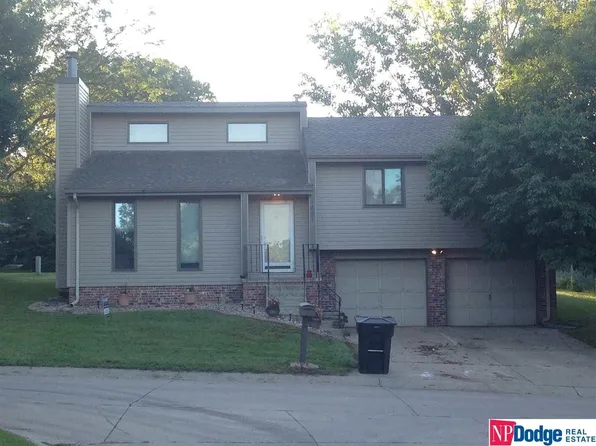 1861 N 151st Plz, Omaha, NE 68154