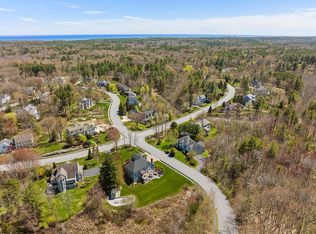 253 Odiorne Point Rd, Portsmouth, NH 03801