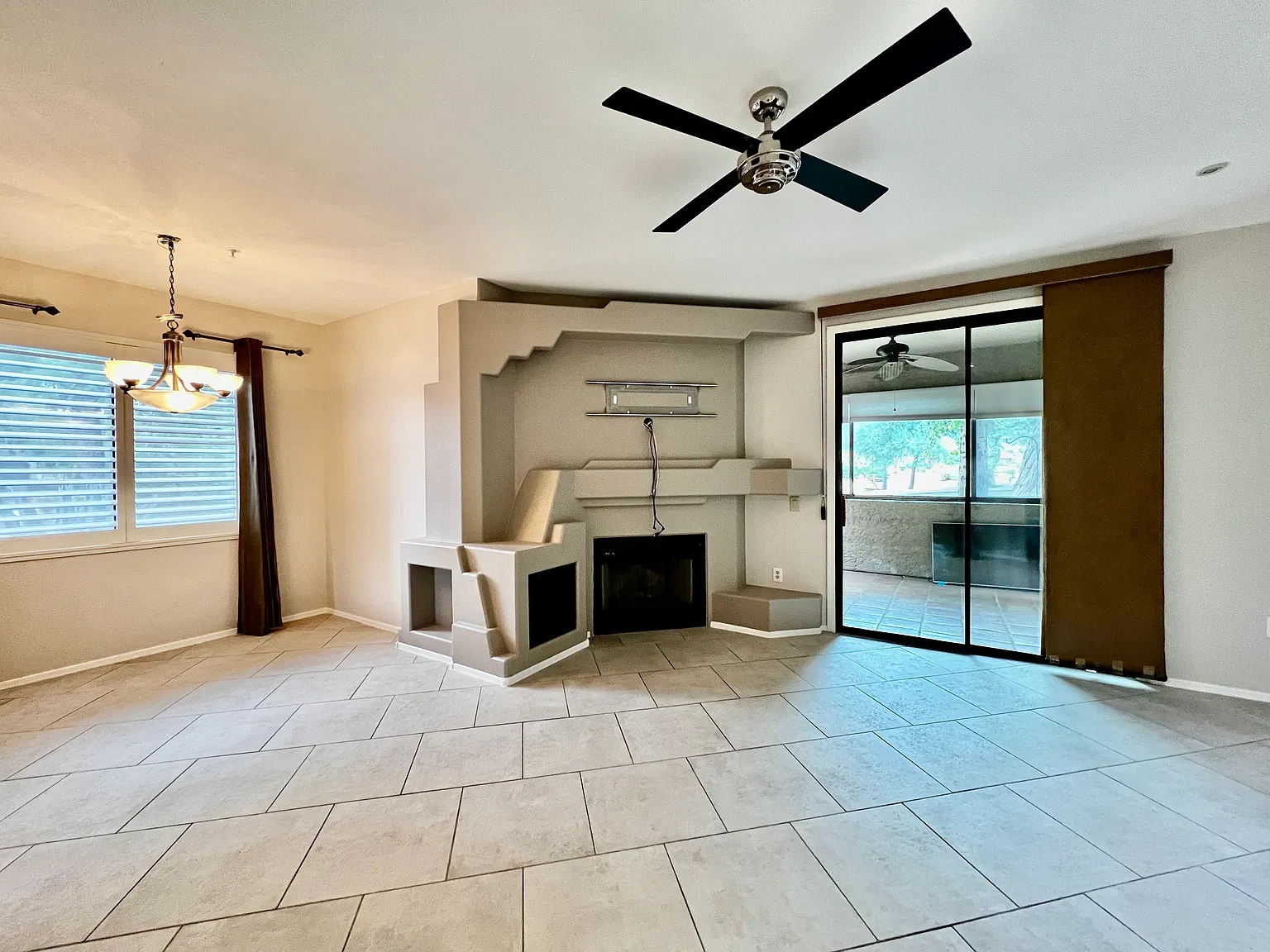 15151 N Frank Lloyd Wright Blvd — Photo 3