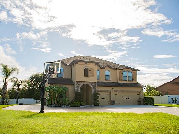 3rd image of 1551 Fortunata Ct