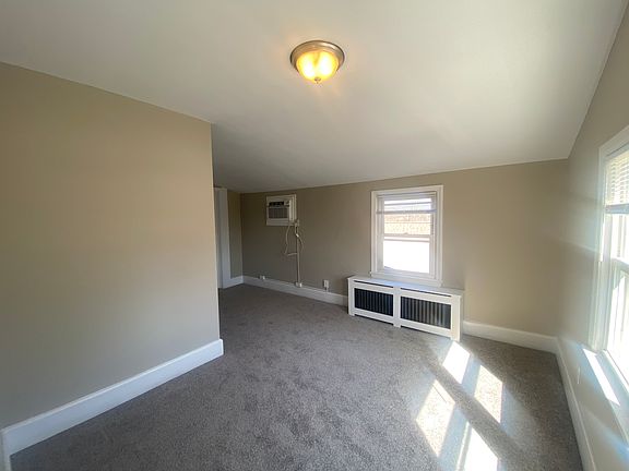 Living Room/Bonus Room