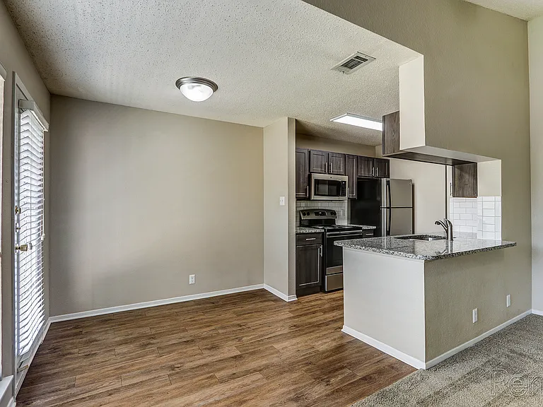 Chappell Hill Apartments — Photo 56
