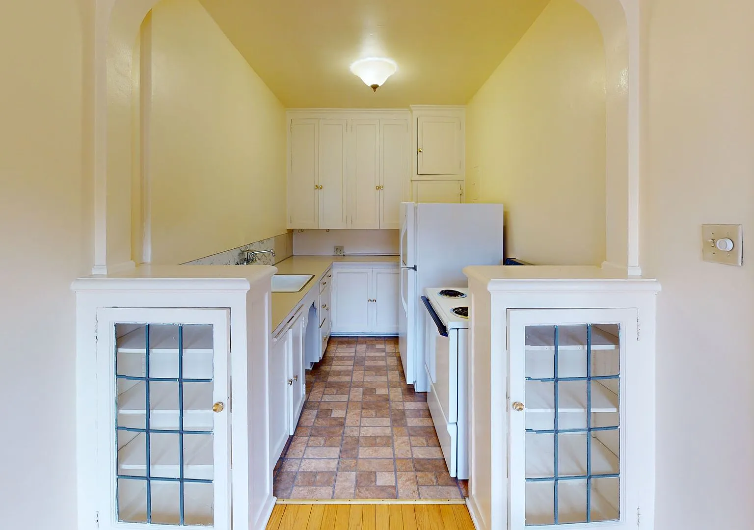 The Lola Apartments — Photo 4