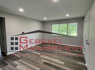 3501 Ridgecliffe Dr #1, Flint, MI 48532