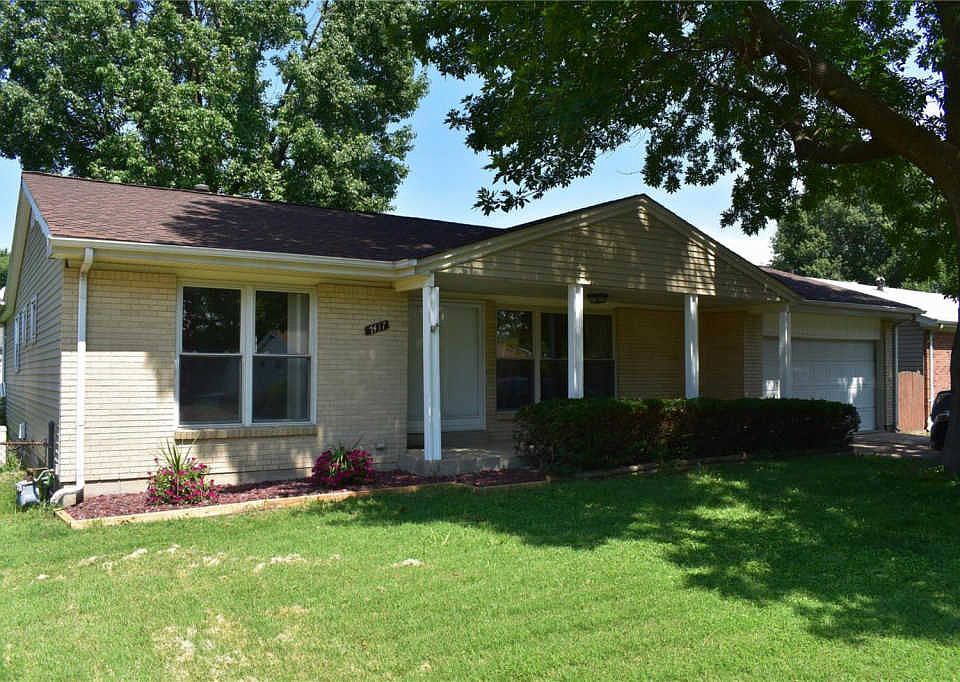 1st image of 7417 Fox Crest Dr