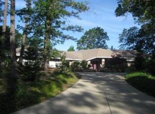 15081 Woodland Park Dr, Forest Ranch, CA 95942