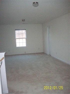 4th image of 2110 Lauren Woods Dr
