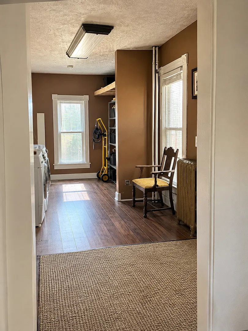 Rent Special — Photo 4