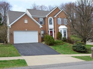4025 Turnwood Ln, Coraopolis, PA