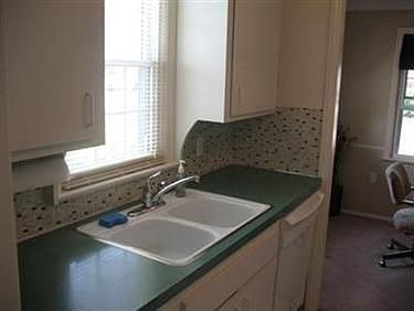 4th image of 1246 Orchard Heights Dr