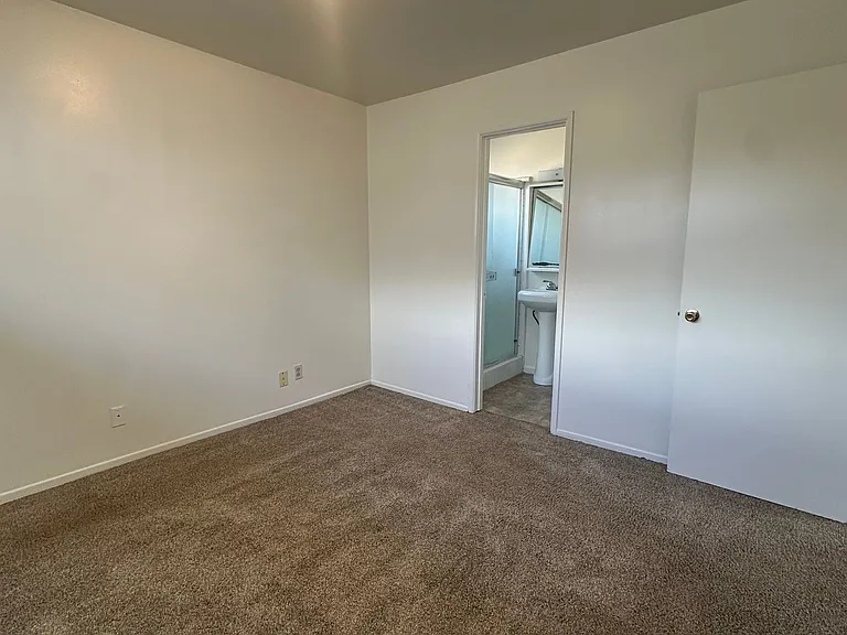 111 W Locust Ave #111 — Photo 7