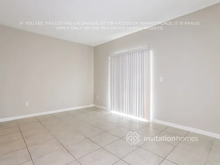 15606 Greenleaf Bay St — Photo 8
