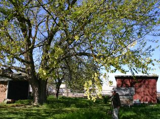 52923 Preston Ln, Milton Freewater, OR 97862