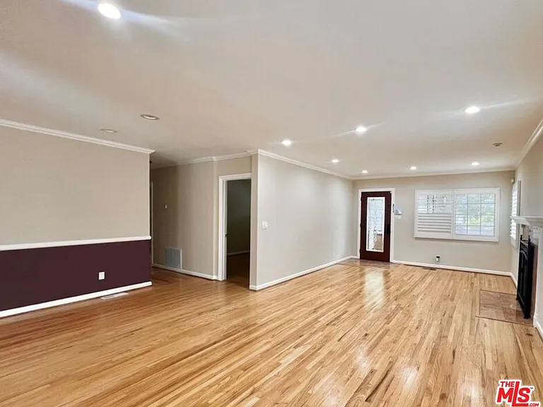 3317 Burritt Way — Photo 12