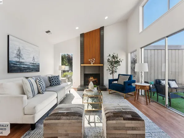 1034 Trellis Ln, Alameda, CA 94502