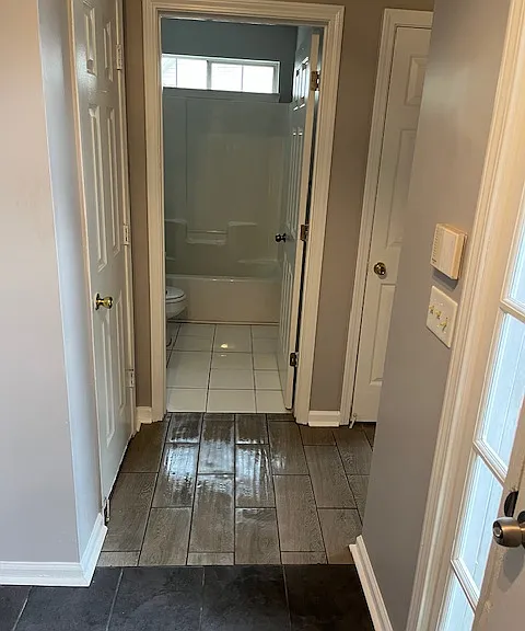 3691 Manor Ct SW — Photo 2