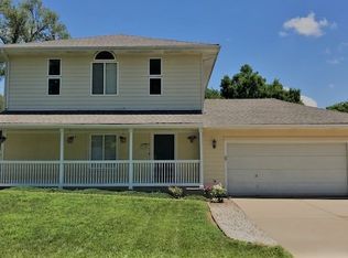 8303 Pershing Rd, Raytown, MO 64138