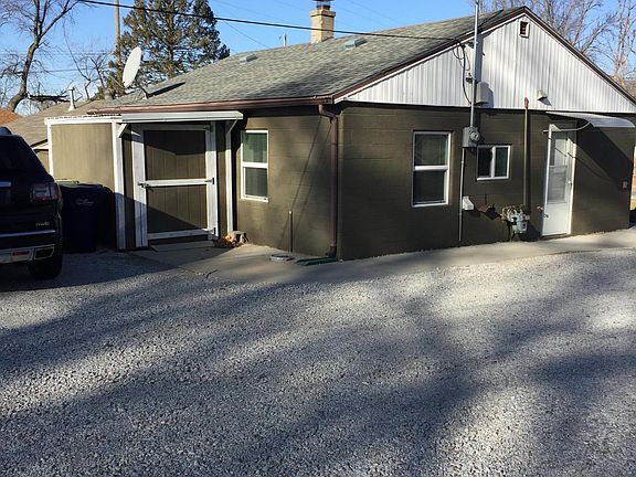 Side door entering into kitchen