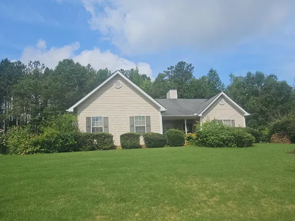 35 Hidden Brook Ln, Newnan, GA 30265
