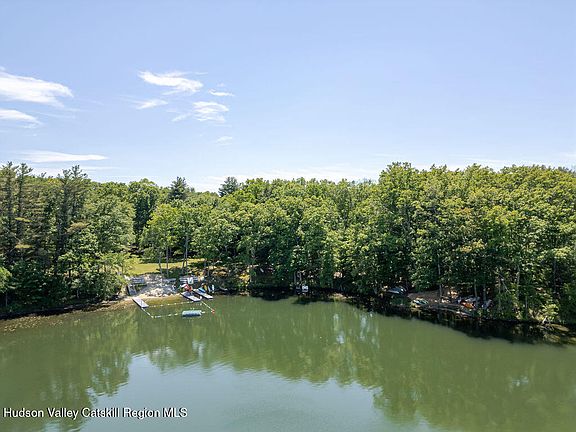 2nd image of 182 Four Corners Road
