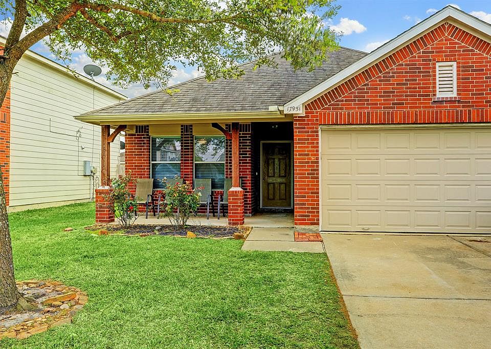 1st image of 17951 Branch Creek Dr