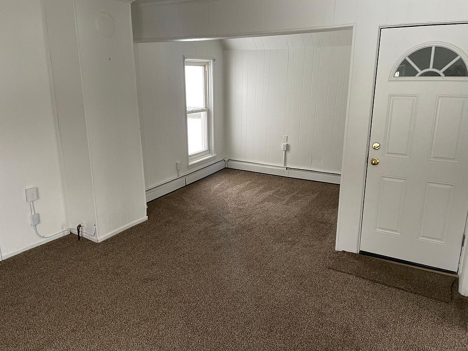 1st image of 297 Forest Ave