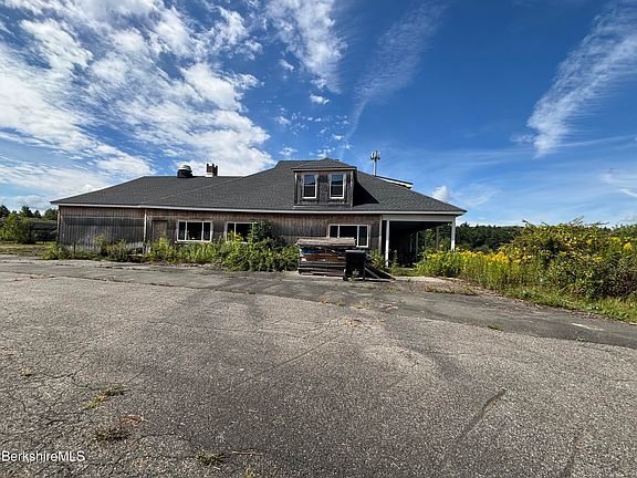 2nd image of 641 River Rd