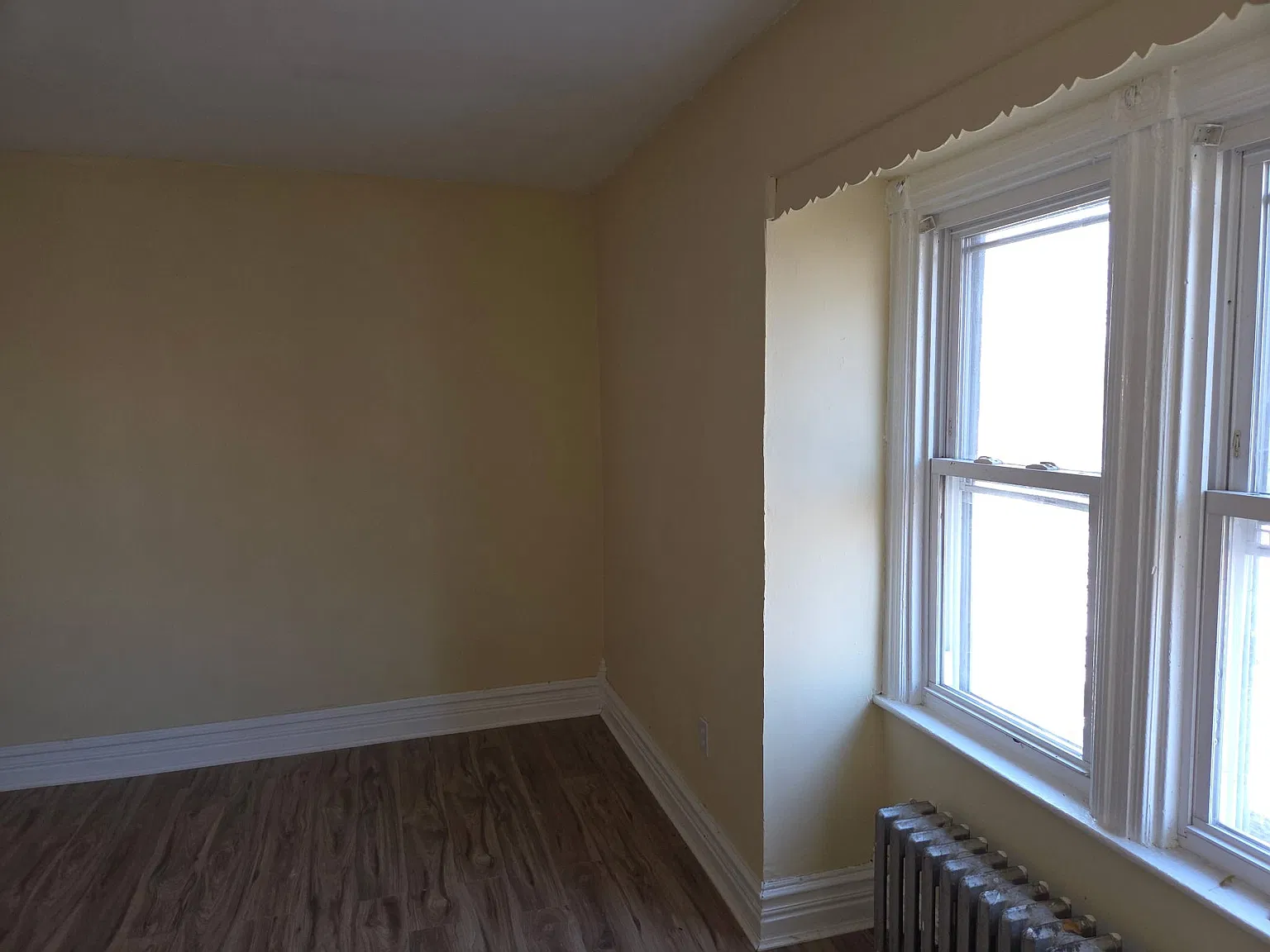5 bed, 1708 sqft, $2,150 — Photo 2