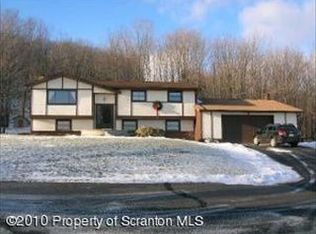 18 Ridge View Rd, Jefferson Twp, PA 18436