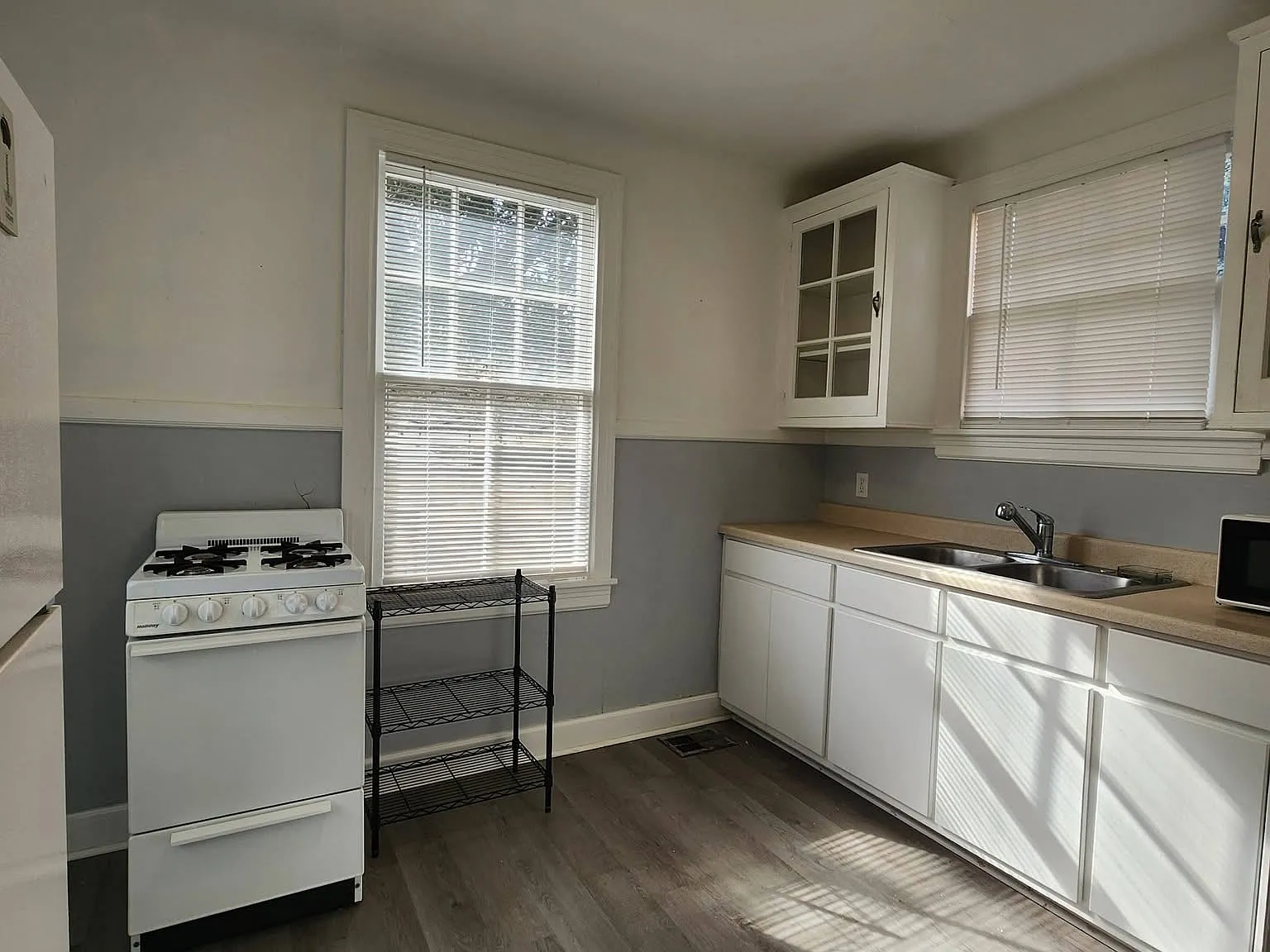 1 bed, 500 sqft, $1,000 — Photo 2