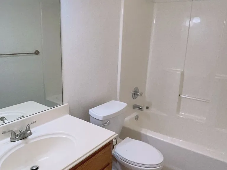 102 Northridge Dr — Photo 13