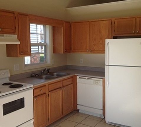 3rd image of 1704 11th St