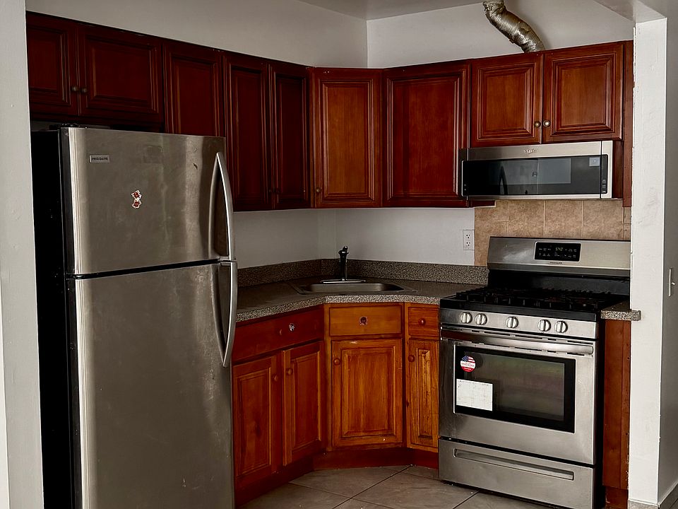 1st image of 48 Schenck Ave #1
