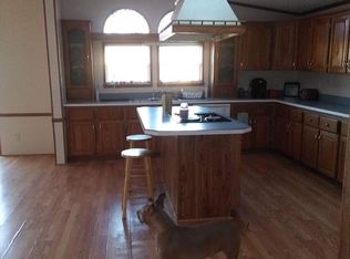 137 Scarlet Oak Ln, Oxford, MI 48371
