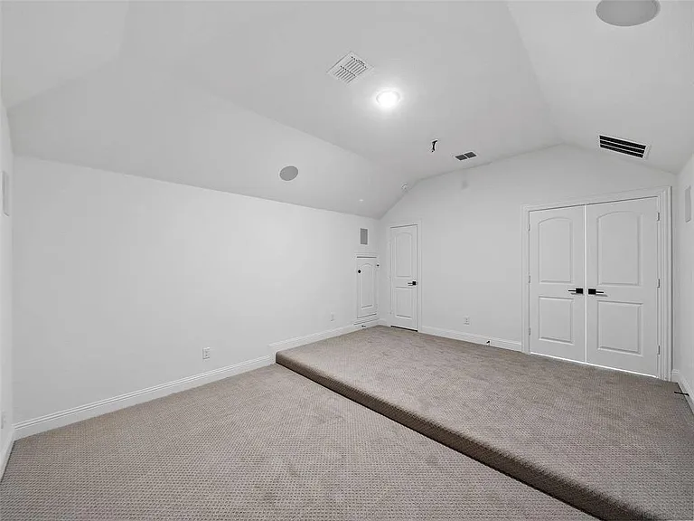 4280 Mill Pond Dr — Photo 28