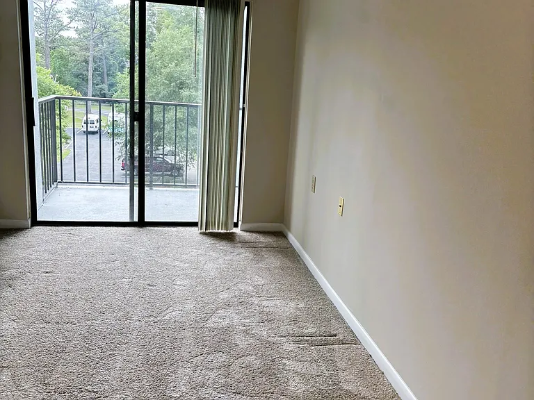 5001 Little River Rd #E-404 — Photo 13